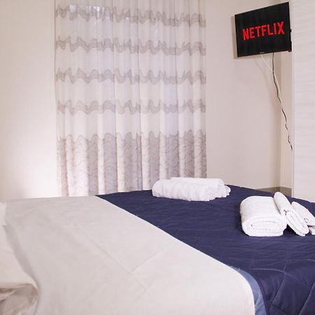 Apartamento Ospedale Del Mare - Wi-Fi Gratis E Parcheggio Gratuito Nápoles Exterior foto