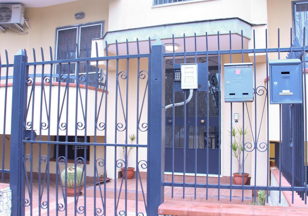 Apartamento Ospedale Del Mare - Wi-Fi Gratis E Parcheggio Gratuito Nápoles Exterior foto