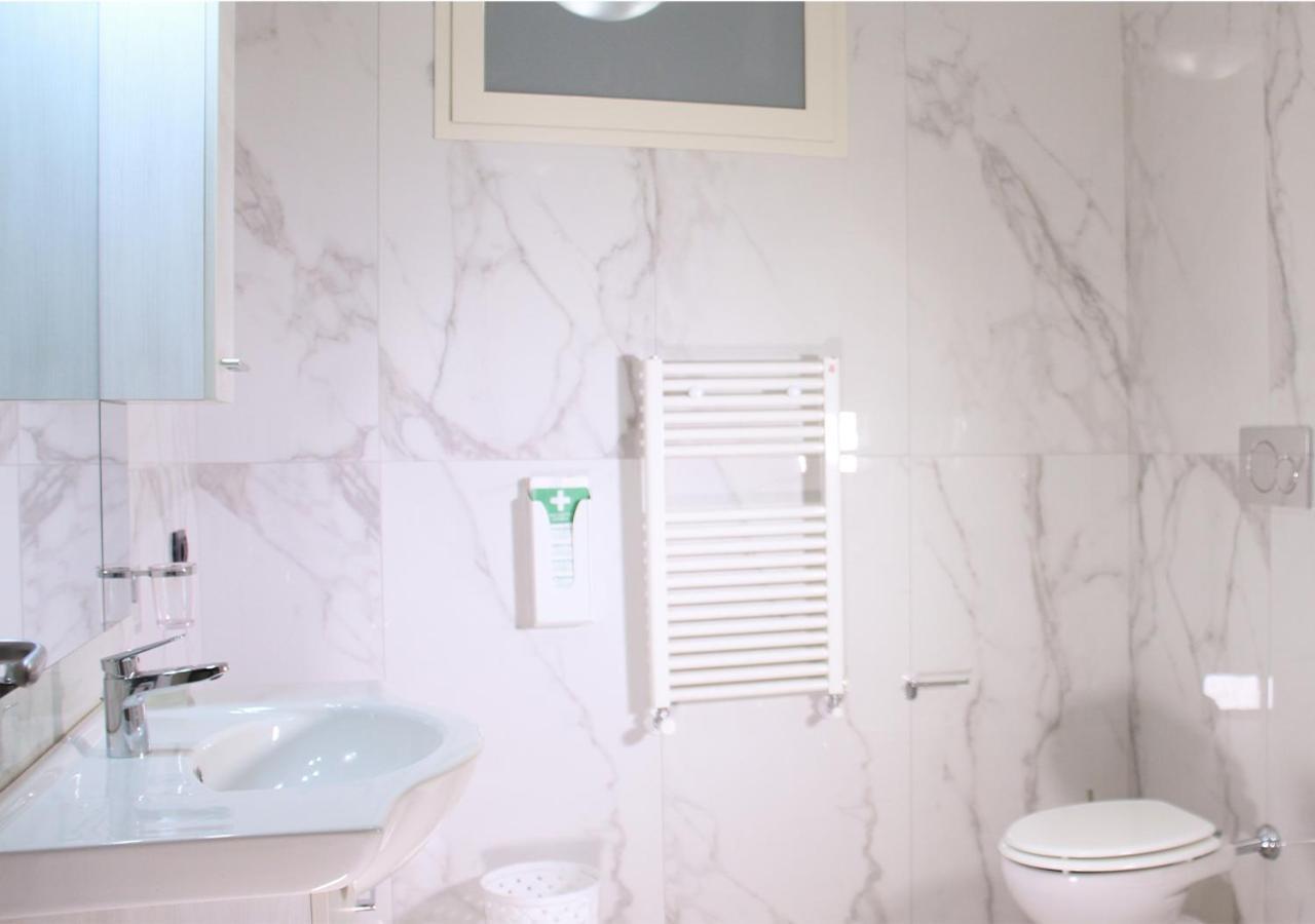 Apartamento Ospedale Del Mare - Wi-Fi Gratis E Parcheggio Gratuito Nápoles Exterior foto